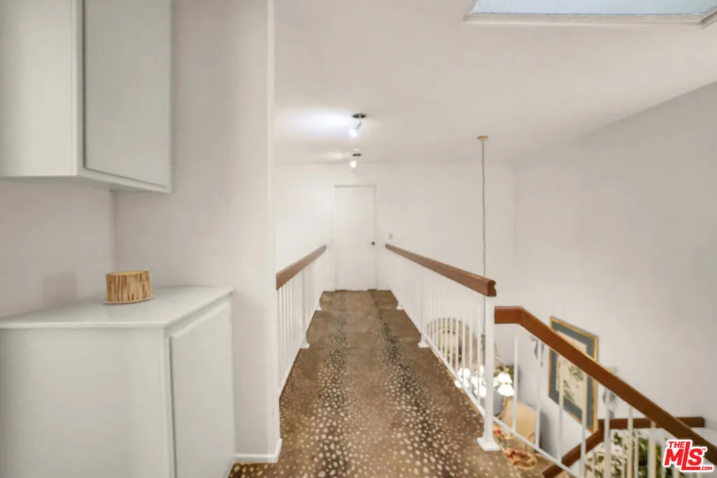 3616 Kensley Drive, Inglewood, California 90305 home-pic-19